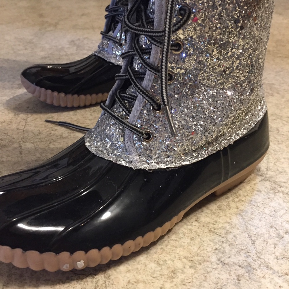 XSOLDX Glitter Duck Boots - Picture 6 of 12